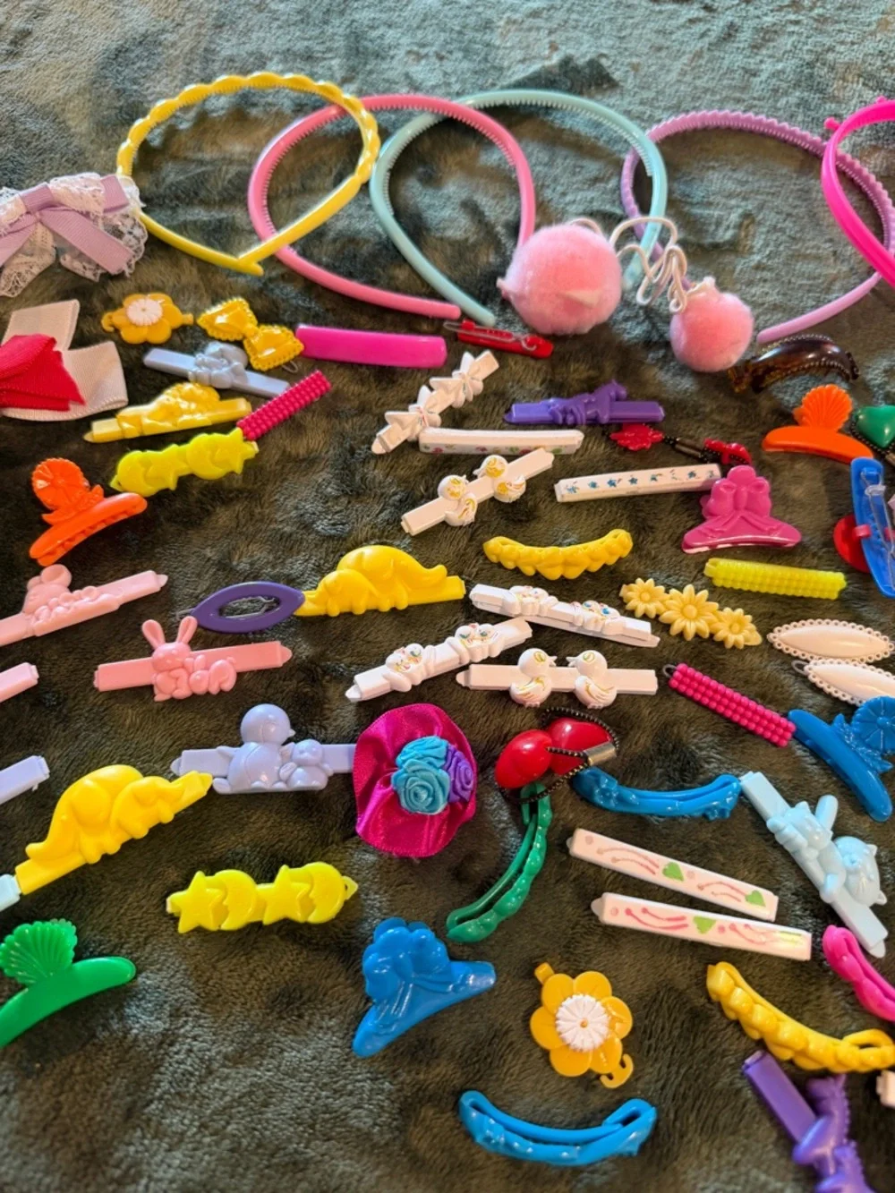 Vintage Girls Hair Barrettes Lot Group 50+